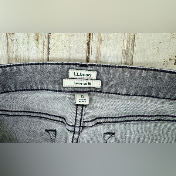 L.L. Bean BeanFlex Jeans Womens 14 M/T Gray Denim Stretch Fit Straight Leg - Picture 7 of 11